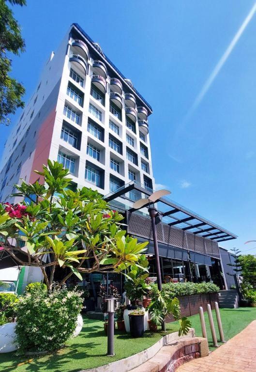 Mega View Hotel Kuantan Dış mekan fotoğraf