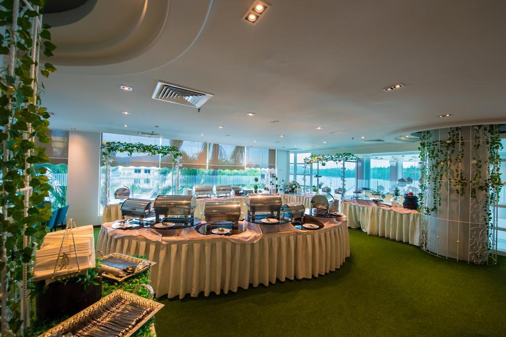 Mega View Hotel Kuantan Dış mekan fotoğraf