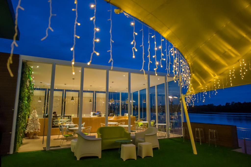 Mega View Hotel Kuantan Dış mekan fotoğraf